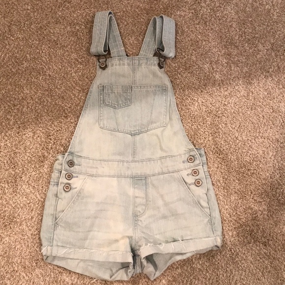 light wash Hollister overalls - Picture 1 of 3